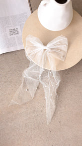 Bella Bow Pearl Clip - White