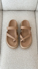 Amia Slide - Light Cashew