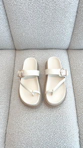 Ameera Slide - Bone