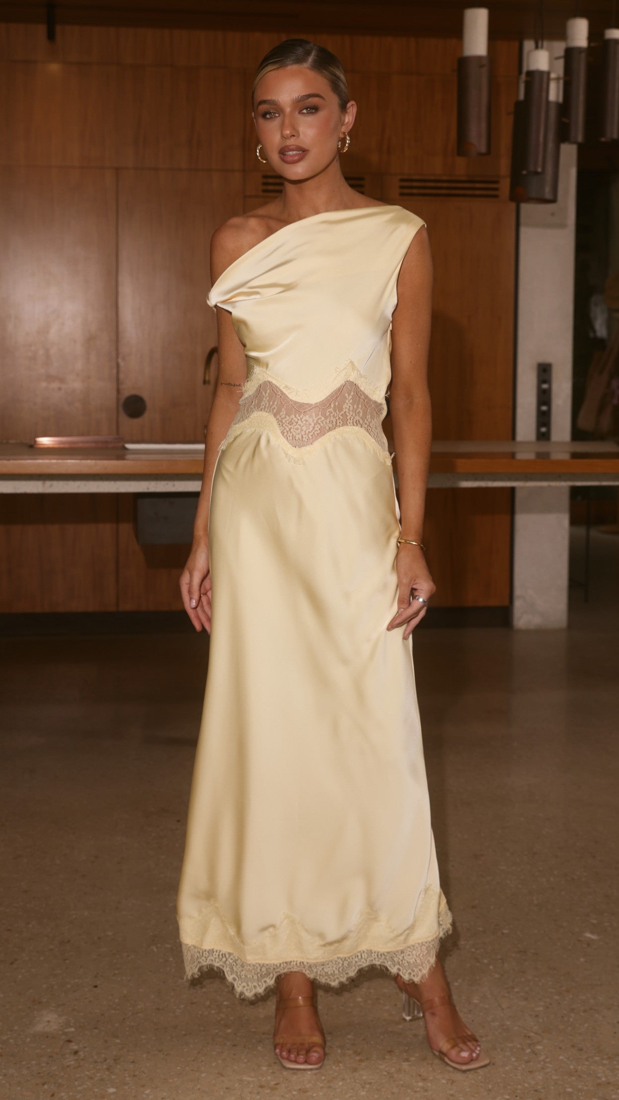 Bella Lace Maxi Dress - Yellow