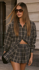 Arli Shorts - Black/Beige Plaid