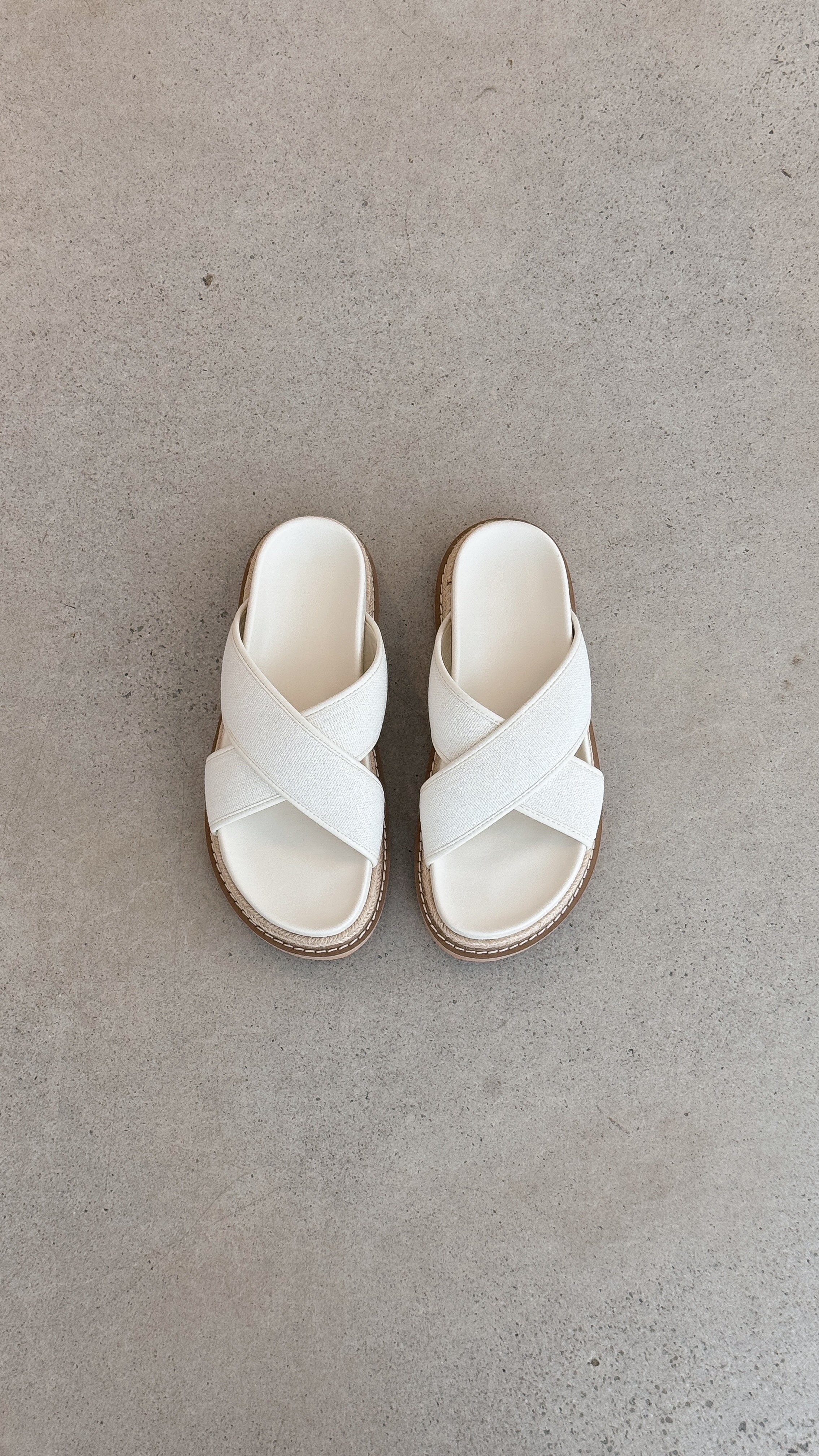 Aysha Slides - Cream Linen