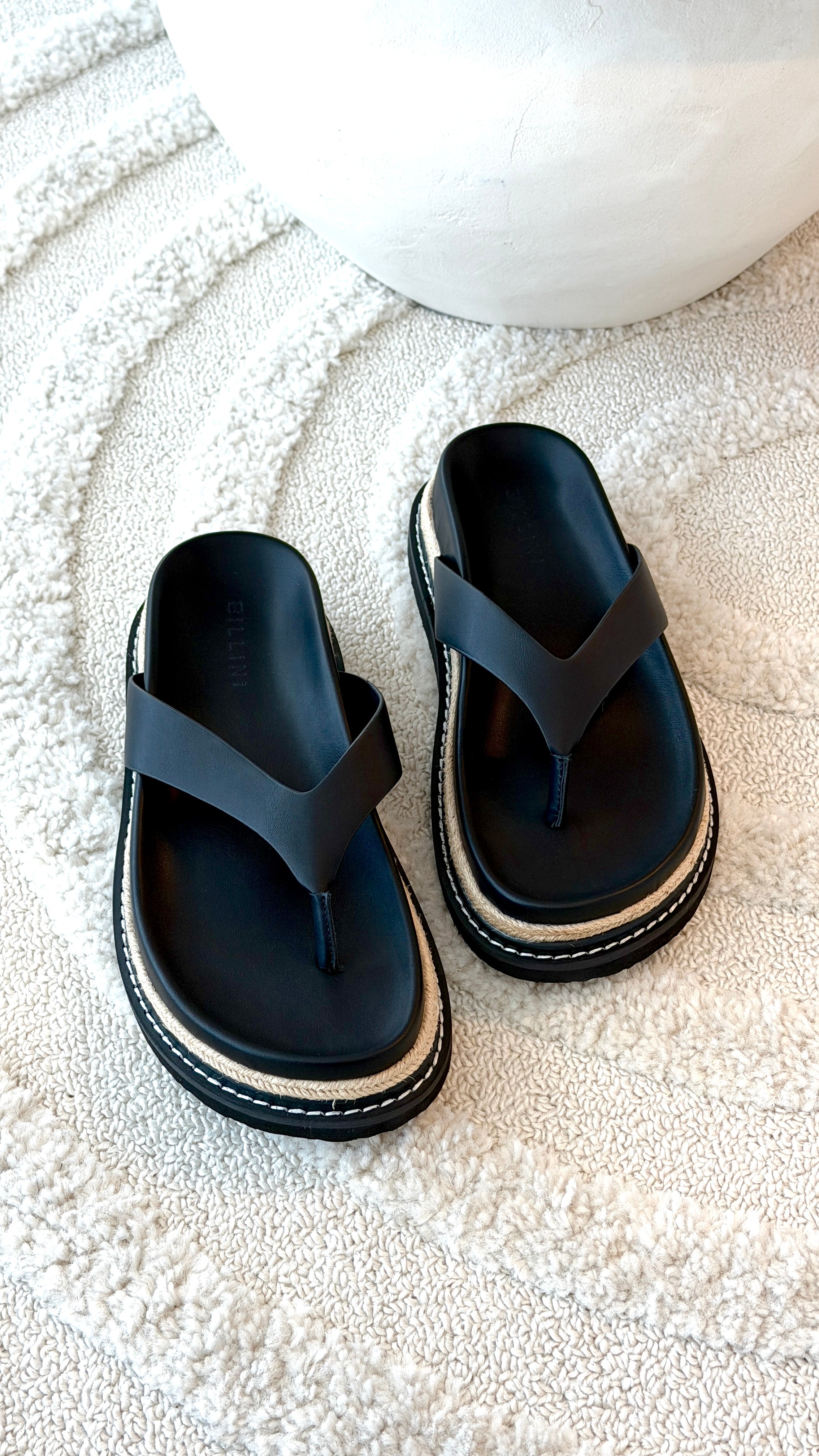 Arlette Slide - Black